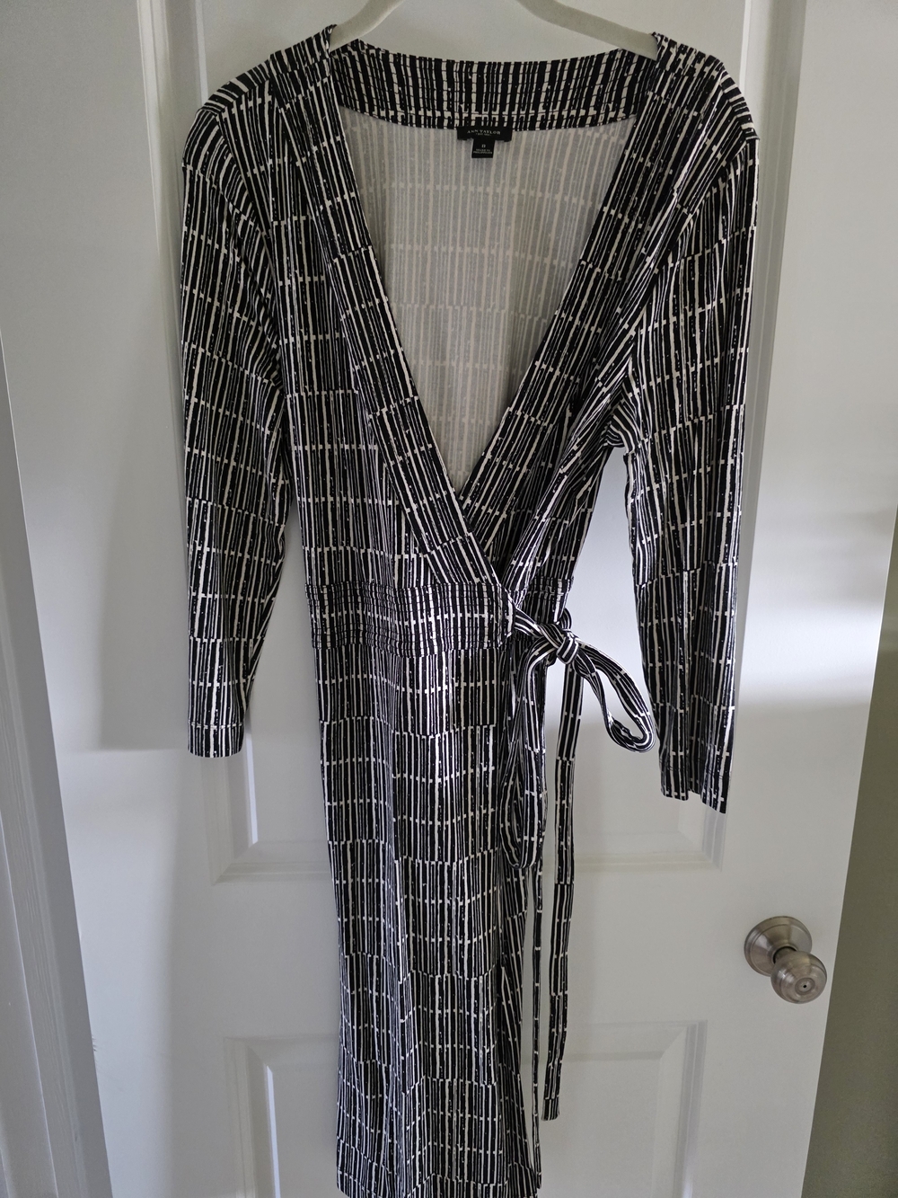 Ann Taylor Black and White Long-Sleeve Wrap Dress